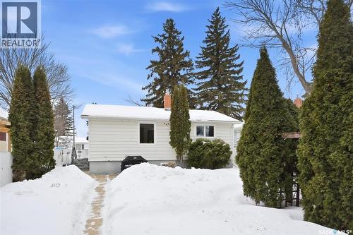 1113 2Nd Street E, Saskatoon, SK - Outdoor