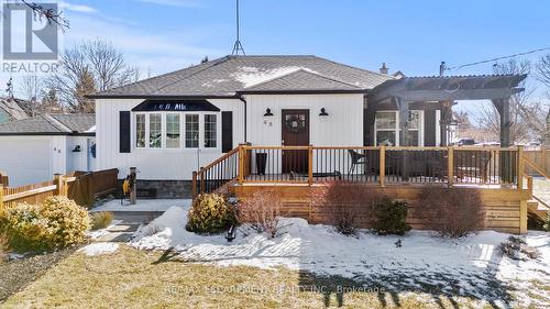 48 WINDSOR ROAD  St. Catharines, ON L2N 3A4