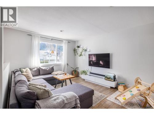 2728 Riffington Place  West Kelowna, BC V1Z 3L1