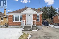 70 WESTLEIGH Crescent  Etobicoke, ON M8W 3Z7