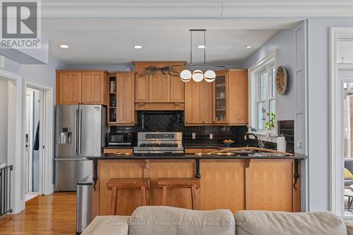56 Wellington Street S, Goderich (Goderich (Town)), ON - Indoor Photo Showing Kitchen