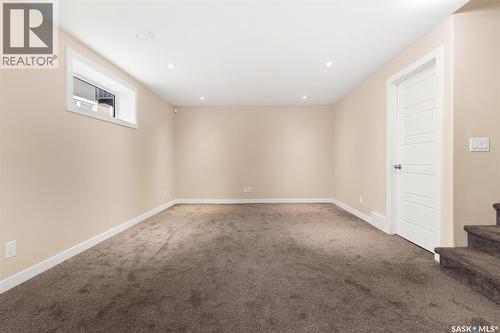 4733 Green View Crescent E, Regina, SK - Indoor Photo Showing Other Room