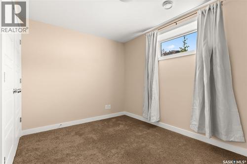 4733 Green View Crescent E, Regina, SK - Indoor Photo Showing Other Room