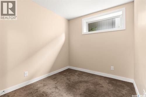 4733 Green View Crescent E, Regina, SK - Indoor Photo Showing Other Room