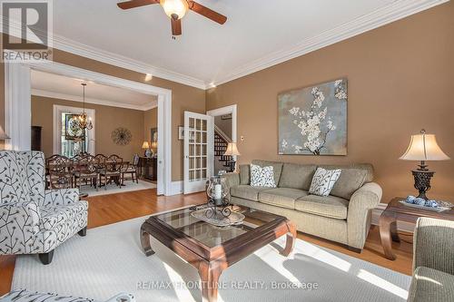 2 George Street N, Smiths Falls, ON - Indoor Photo Showing Living Room