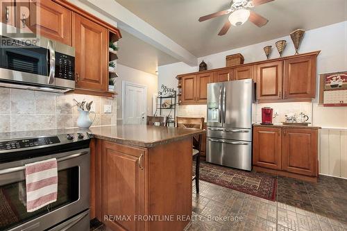 2 George Street N, Smiths Falls, ON - Indoor Photo Showing Kitchen