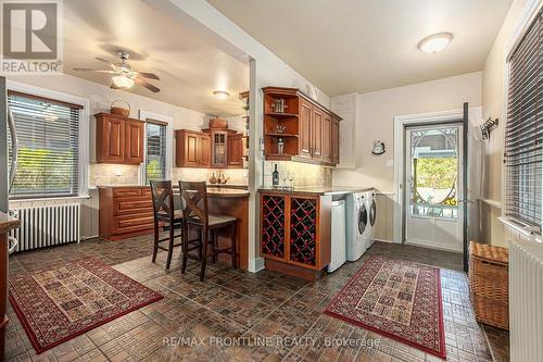 2 George Street N, Smiths Falls, ON - Indoor
