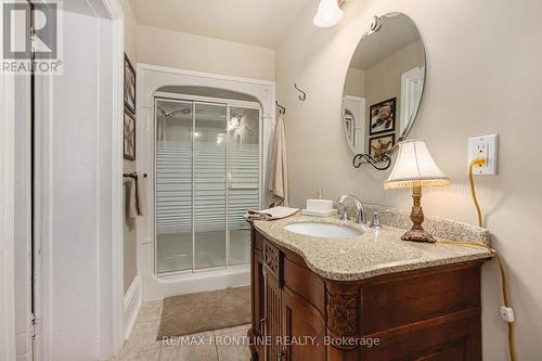 2 George Street N, Smiths Falls, ON - Indoor Photo Showing Bathroom