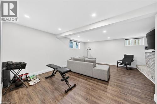 33 Glen Vista Drive, Hamilton, ON - Indoor