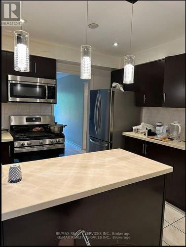 132 Cherrytree Drive, Brampton, ON - Indoor Photo Showing Kitchen