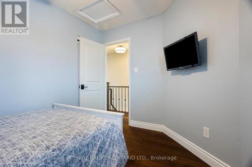 3811 Cedar Hedge Rise, Mississauga, ON - Indoor Photo Showing Bedroom