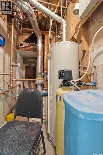 2804 Hill Avenue, Regina, SK - Indoor Photo Showing Basement
