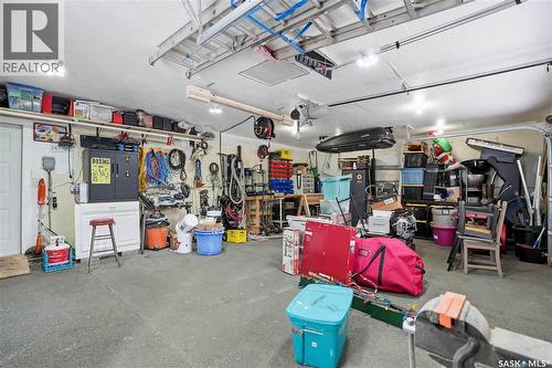 2804 Hill Avenue, Regina, SK - Indoor Photo Showing Garage