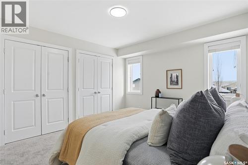 662 Sutter Bay, Saskatoon, SK - Indoor Photo Showing Bedroom