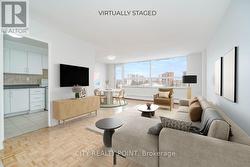 1405 - 6200 BATHURST STREET  Toronto, ON M2R 2A3