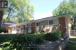 133 DEER PARK CIRCLE  London North (North P), ON N6H 3B9
