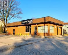 220 CHRISTINA STREET South  Sarnia, ON N7T 2N2