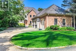 1348 HILLCREST NISBET DRIVE  Sarnia, ON N7S 2N4