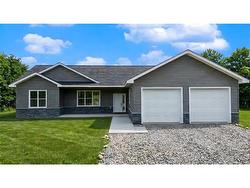 2163 Route 101  Nasonworth, NB E3B 7V1