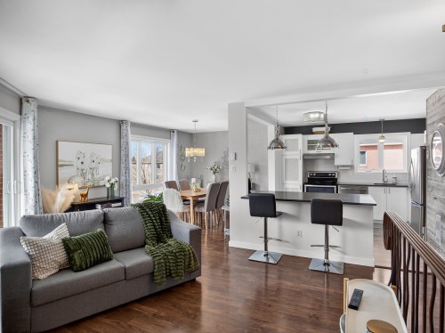 904 Rue Jovette-Bernier  Sherbrooke (Les Nations), QC J1J 4L1