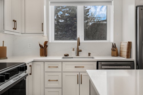 Cuisine - 414 Rue Dufferin, Hampstead, QC - Indoor Photo Showing Kitchen