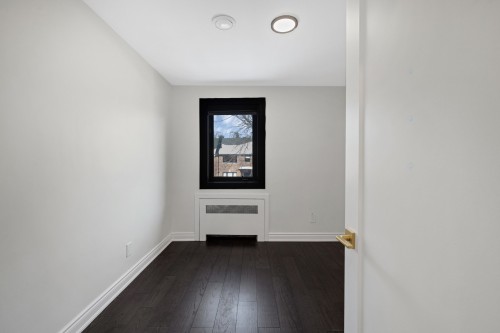 Chambre à coucher - 414 Rue Dufferin, Hampstead, QC - Indoor Photo Showing Other Room