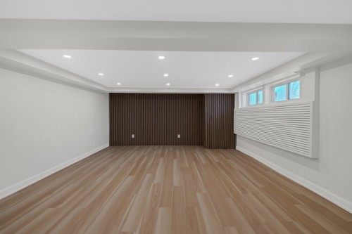 Salle familiale - 414 Rue Dufferin, Hampstead, QC - Indoor Photo Showing Other Room