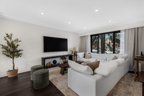 Salon - 414 Rue Dufferin, Hampstead, QC - Indoor Photo Showing Living Room