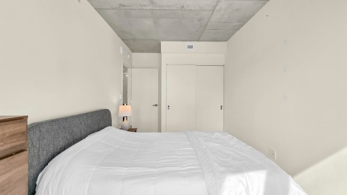 Bedroom - 1306-360 Rue Mayor, Montréal (Ville-Marie), QC - Indoor Photo Showing Bedroom