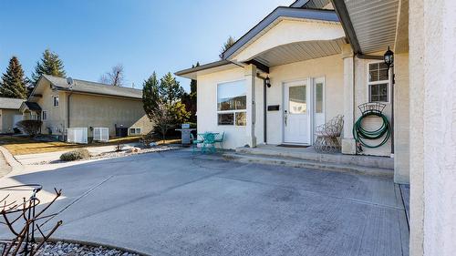 C-515 20Th Avenue, Creston, BC - Outdoor