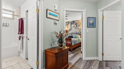 C-515 20Th Avenue, Creston, BC - Indoor Photo Showing Other Room