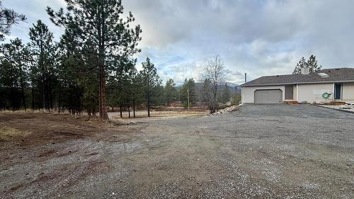 3027 Black Angus Road, Cranbrook, BC - Outdoor