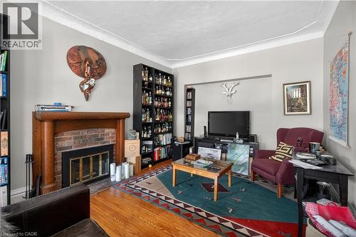 147 Homewood Avenue, Hamilton, ON - Indoor Photo Showing Living Room With Fireplace