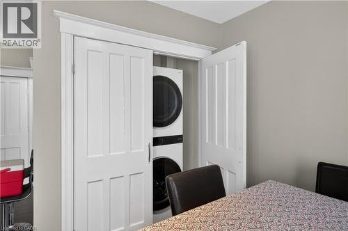 147 Homewood Avenue, Hamilton, ON - Indoor Photo Showing Bedroom
