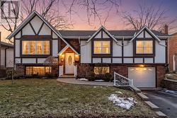 54 DEBORA DRIVE  Grimsby, ON L3M 4J3