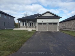 8 Misty Ridge Road  Wasaga Beach, ON L9Z 0R8