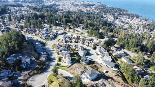 156 Hawk Point Rd, Nanaimo, BC 