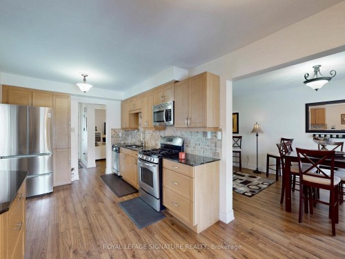 4 Fieldview Crescent, Markham, ON - Indoor Photo Showing Kitchen