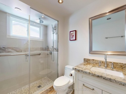 4 Fieldview Crescent, Markham, ON - Indoor Photo Showing Bathroom