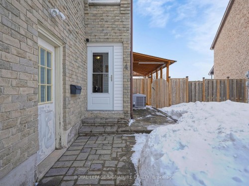 4 Fieldview Crescent, Markham, ON - Outdoor