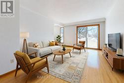 87 PINDAR CRESCENT  Toronto, ON M2J 3L3