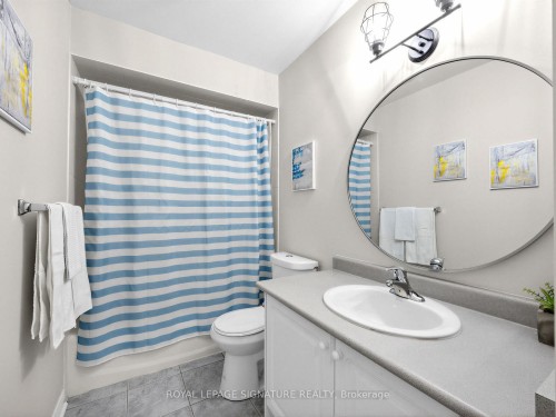 30 Root Crescent, Ajax, ON - Indoor Photo Showing Bathroom