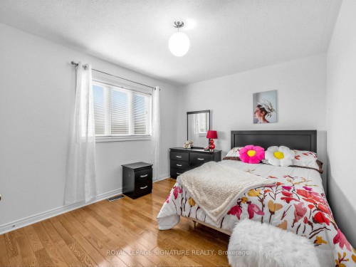 30 Root Crescent, Ajax, ON - Indoor Photo Showing Bedroom