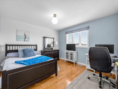 30 Root Crescent, Ajax, ON - Indoor Photo Showing Bedroom