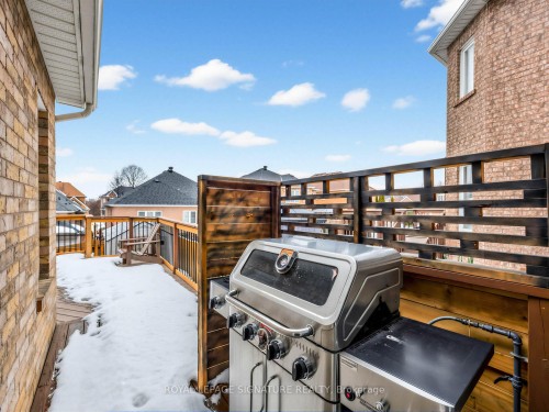 30 Root Crescent, Ajax, ON - Outdoor