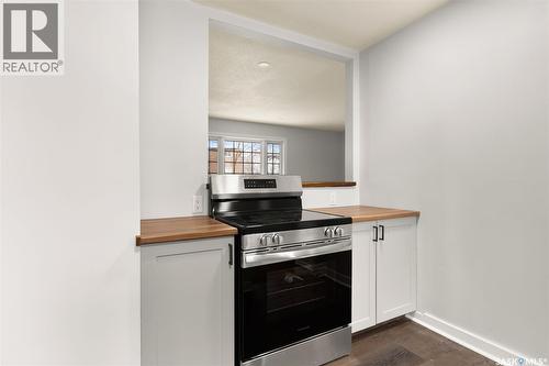 3742 Argyle Road, Regina, SK - Indoor