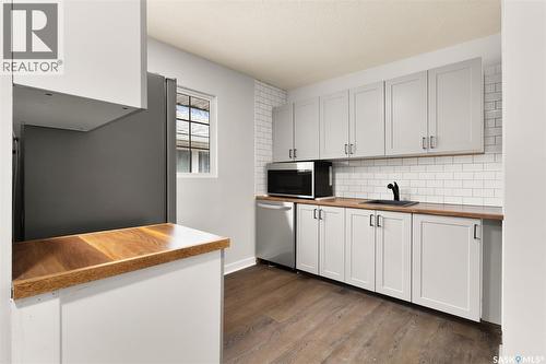 3742 Argyle Road, Regina, SK - Indoor Photo Showing Kitchen