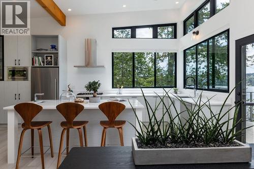 6101 -6099 Coracle Drive, Sechelt, BC - Indoor Photo Showing Other Room