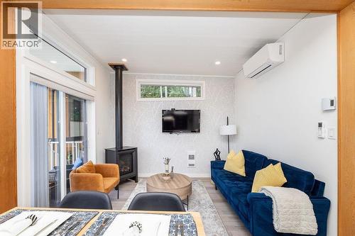 6101 -6099 Coracle Drive, Sechelt, BC - Indoor