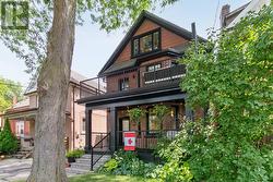 1 - 159 MAVETY STREET  Toronto, ON M6P 2L8